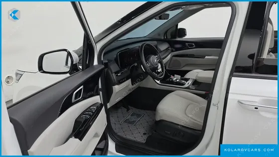 KIA CARNIVAL DIESEL 9-SEATER SIGNATURE
