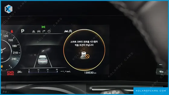 KIA CARNIVAL DIESEL 9-SEATER SIGNATURE