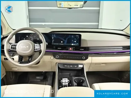 KIA CARNIVAL GASOLINE 7-SEATER SIGNATURE