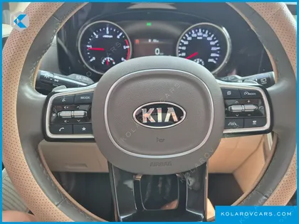 KIA CARNIVAL DIESEL 9-SEATER NOBLESSE