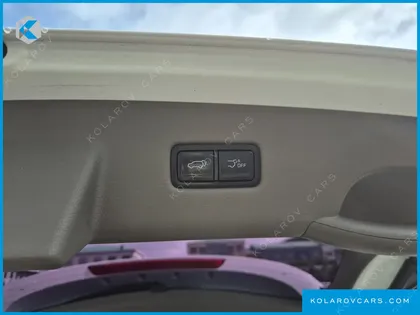 KIA CARNIVAL DIESEL 9-SEATER NOBLESSE