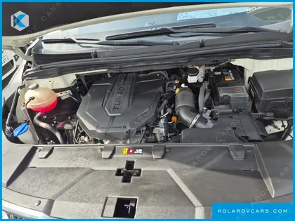 KIA CARNIVAL DIESEL 9-SEATER NOBLESSE
