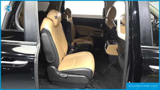 KIA CARNIVAL DIESEL 9-SEATER PRESTIGE