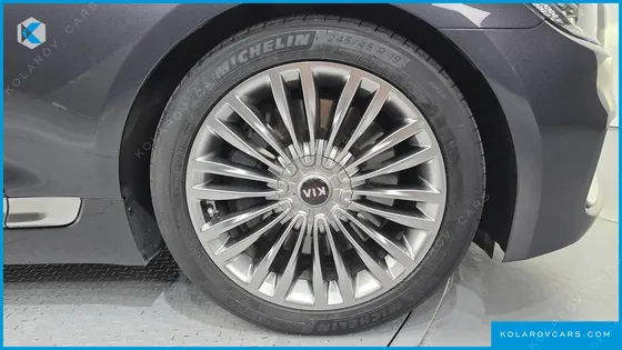 KIA K9 3.3 T-GDI AWD