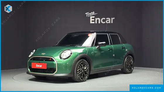 MINI COOPER 5 DOOR FAVOURED