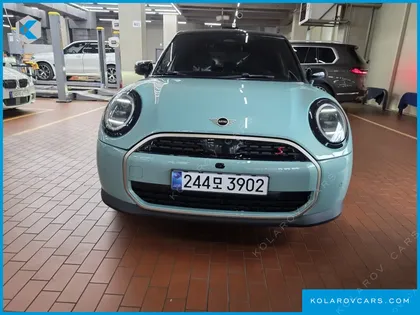MINI COOPER 5 DOOR FAVOURED