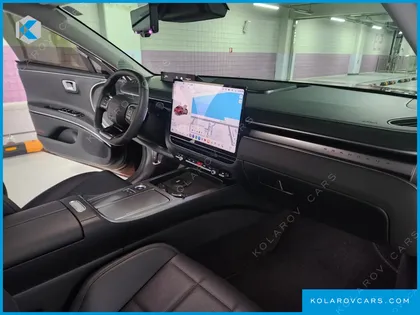 HYUNDAI GRANDEUR 2.5 GASOLINE  2WD
