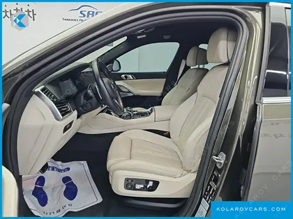 BMW X6 M50I