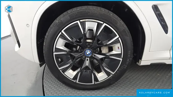 BMW IX3 M SPORTS