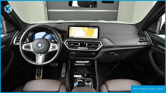 BMW IX3 M SPORTS