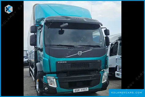 VOLVO CARGO TRUCK 6X2
