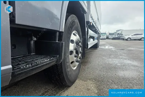 TATA DAEWOO MACKSEN 8X4