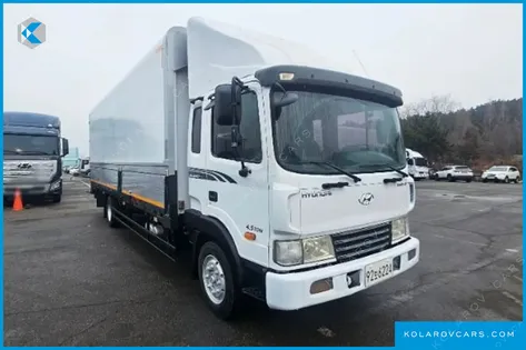 HYUNDAI MEGA TRUCK GOLD