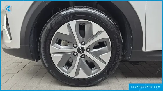 KIA NIRO EARTH