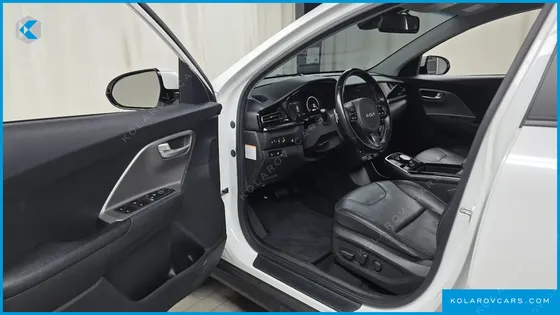 KIA NIRO EARTH
