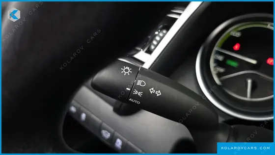 TOYOTA CAMRY 2.5 LE HYBRID