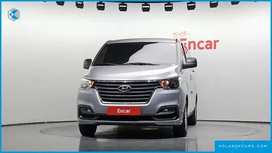 HYUNDAI STAREX VAN 3-SEATER