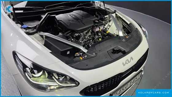 KIA STINGER 2.5 AWD MASTERS
