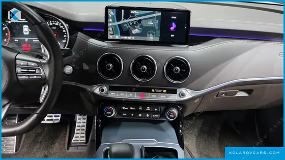 KIA STINGER 2.5 AWD MASTERS