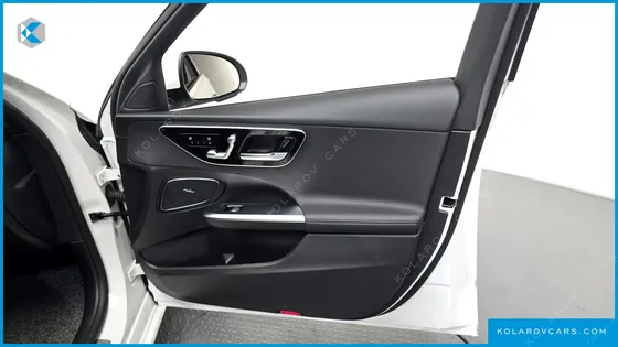 MERCEDES C-CLASS C300 4MATIC AVANTGARDE