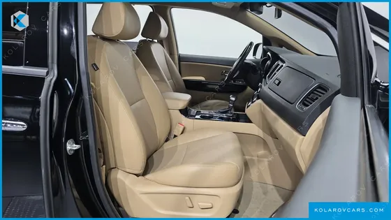 KIA CARNIVAL 9-SEATER PRSTIGE
