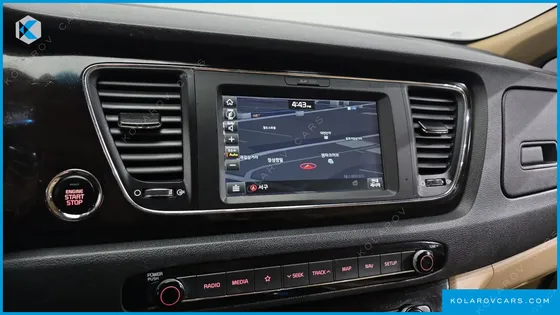 KIA CARNIVAL 9-SEATER PRSTIGE