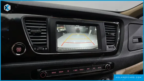 KIA CARNIVAL 9-SEATER PRSTIGE