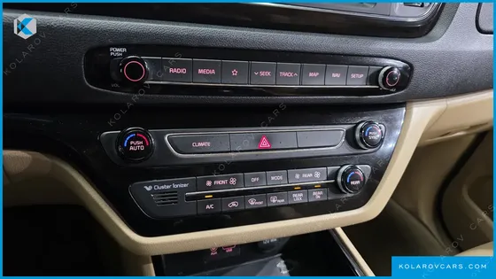 KIA CARNIVAL 9-SEATER PRSTIGE