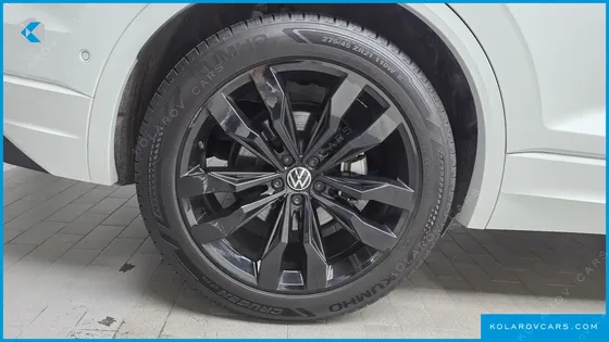 VOLKSWAGEN TOUAREG 3.0 TDI R-LINE