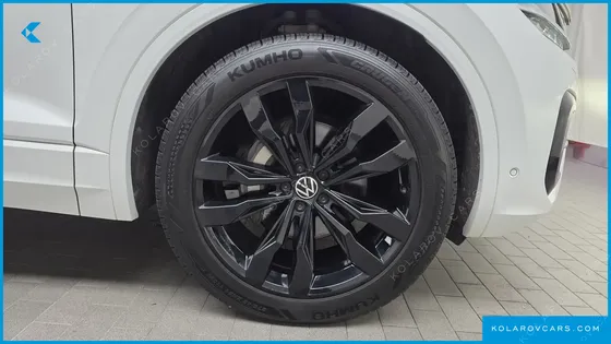 VOLKSWAGEN TOUAREG 3.0 TDI R-LINE