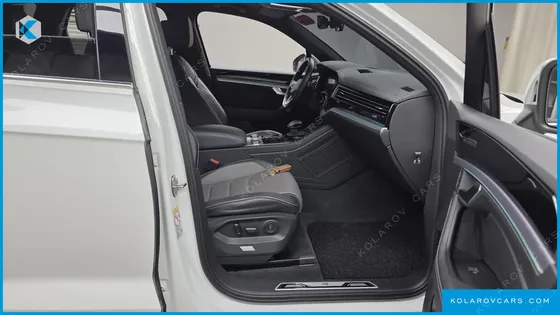 VOLKSWAGEN TOUAREG 3.0 TDI R-LINE