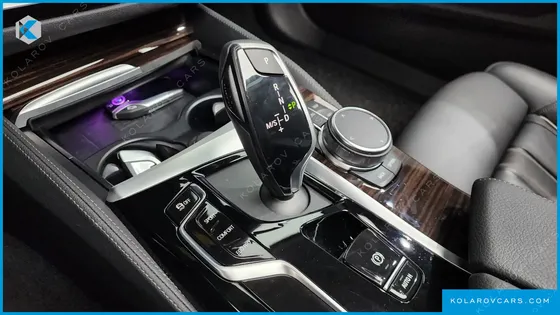 BMW 5 SERIES 520I LUXURY