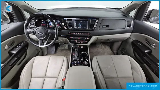 KIA CARNIVAL 7-SEATER LIMOUSINE