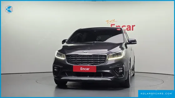 KIA CARNIVAL 9-SEATER NOBLESSE
