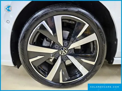 VOLKSWAGEN GOLF 2.0 TDI PRESTIGE