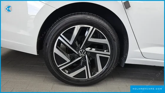 VOLKSWAGEN JETTA 1.5 TSI PRESTIGE