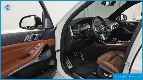 BMW X7 M50D