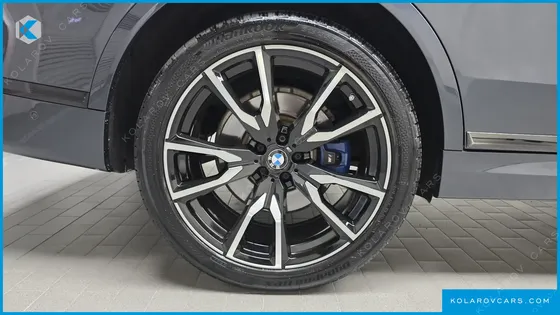 BMW X7 XDRIVE 30D M SPORT FIRST EDITION
