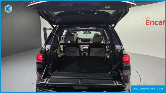 BMW X7 M50I 6STR