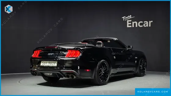 FORD MUSTANG GT CONVERTIBLE