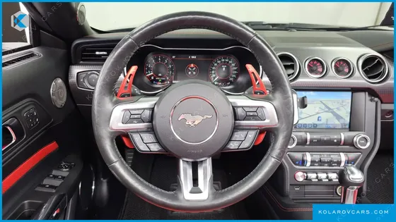 FORD MUSTANG GT CONVERTIBLE