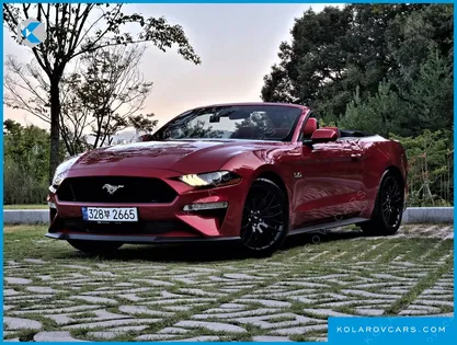 FORD MUSTANG GT CONVERTIBLE