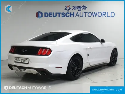FORD MUSTANG COUPE
