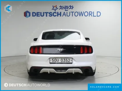 FORD MUSTANG COUPE
