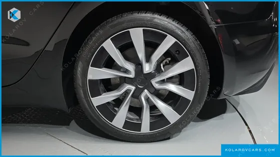 TESLA MODEL 3 RWD