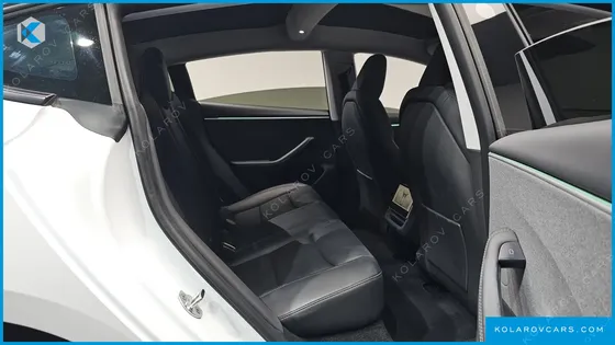 TESLA MODEL 3 RWD