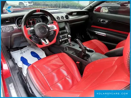 FORD MUSTANG COUPE