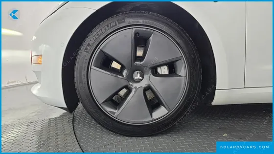 TESLA MODEL 3 LONG RANGE AWD