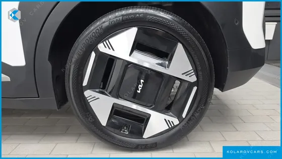 KIA EV3 LONG RANGE 2WD