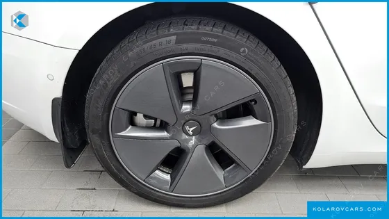 TESLA MODEL 3 LONG RANGE AWD